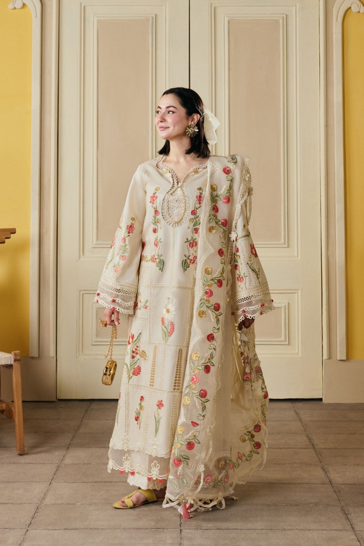3 Piece - Unstitched Dhanak Stuff Full Embroidered Suit With Full Embroidered Shawl With Extra Patches