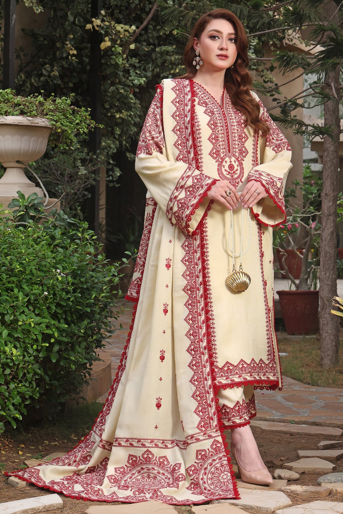 ASIM JOFA-3PC DHANAK EMBROIDERED SHIRT WITH DHANAK EMBROIDERED SHAWL & TROUSER