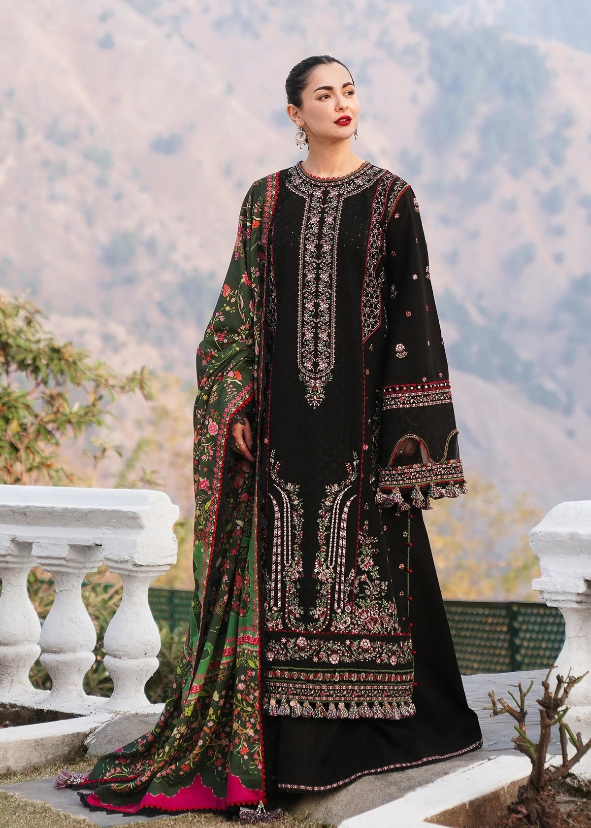 Hussain Rehar Winter Embroidered 3pc Dhanak Suite