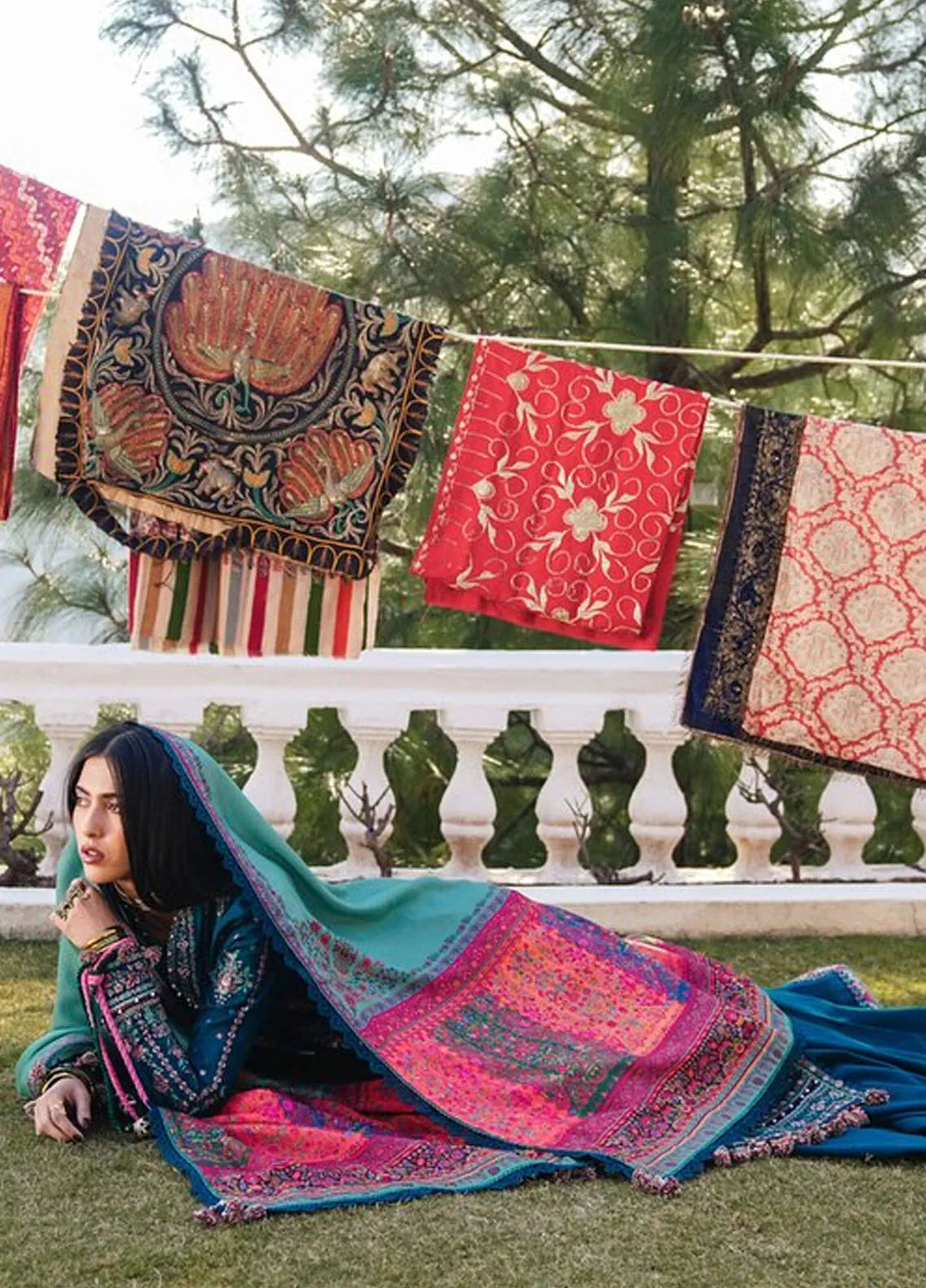 Hussain Rehar Winter Embroidered 3pc Dhanak Suite